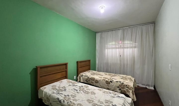 Casa à venda com 3 quartos, 180m² - Foto 11