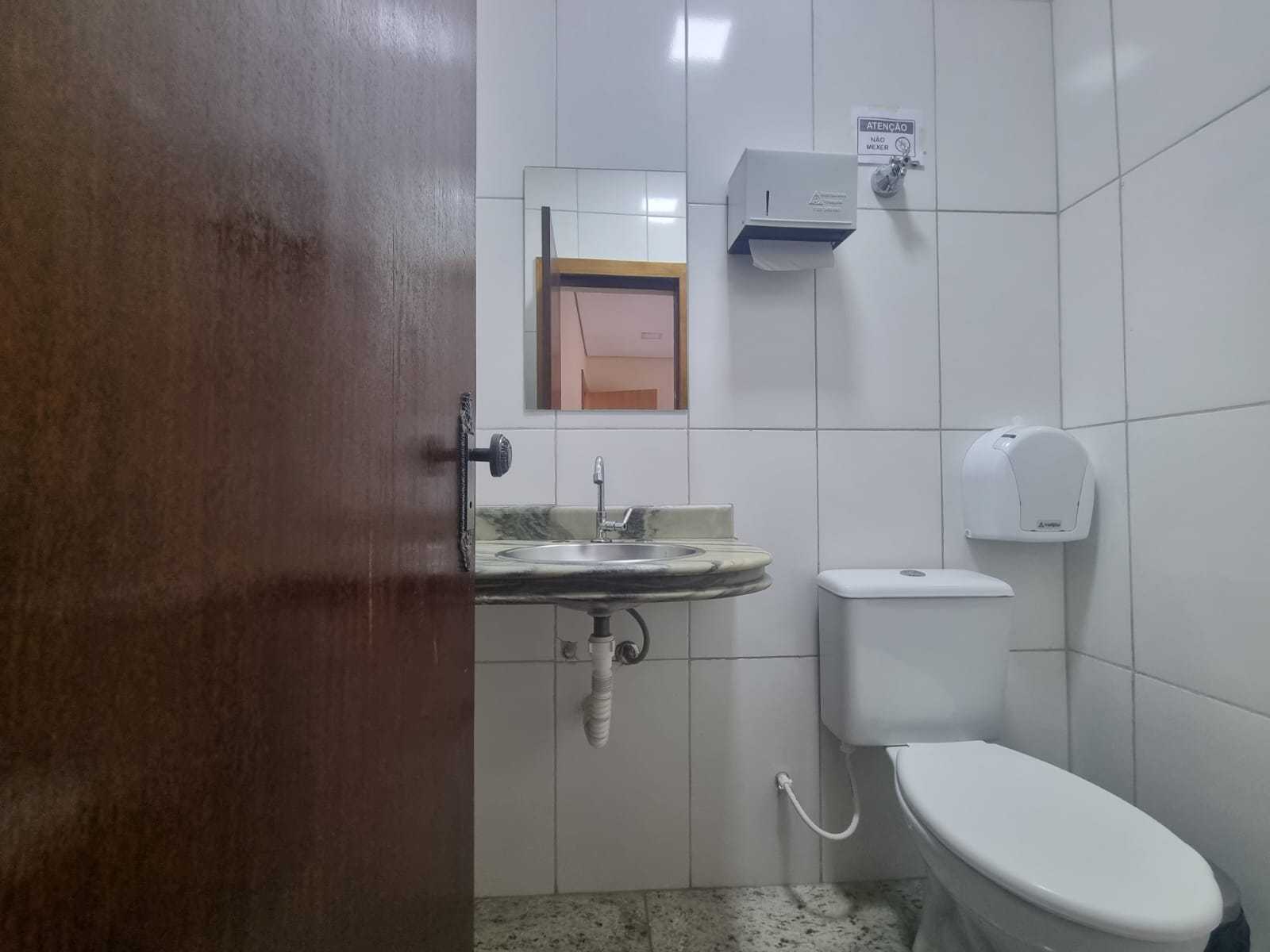 Casa à venda com 3 quartos, 391m² - Foto 15