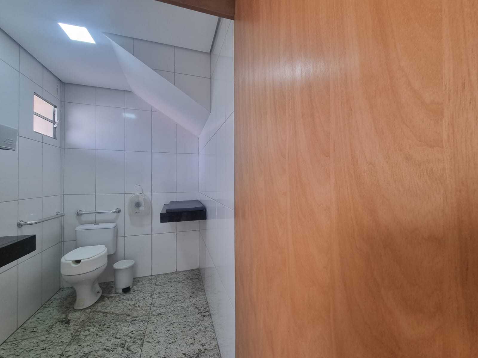 Casa à venda com 3 quartos, 391m² - Foto 4