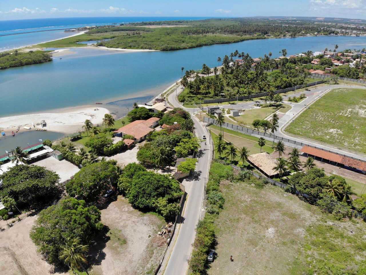 Casa à venda com 4 quartos, 178m² - Foto 12