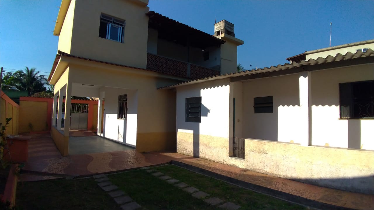 Casa à venda com 3 quartos, 260m² - Foto 4