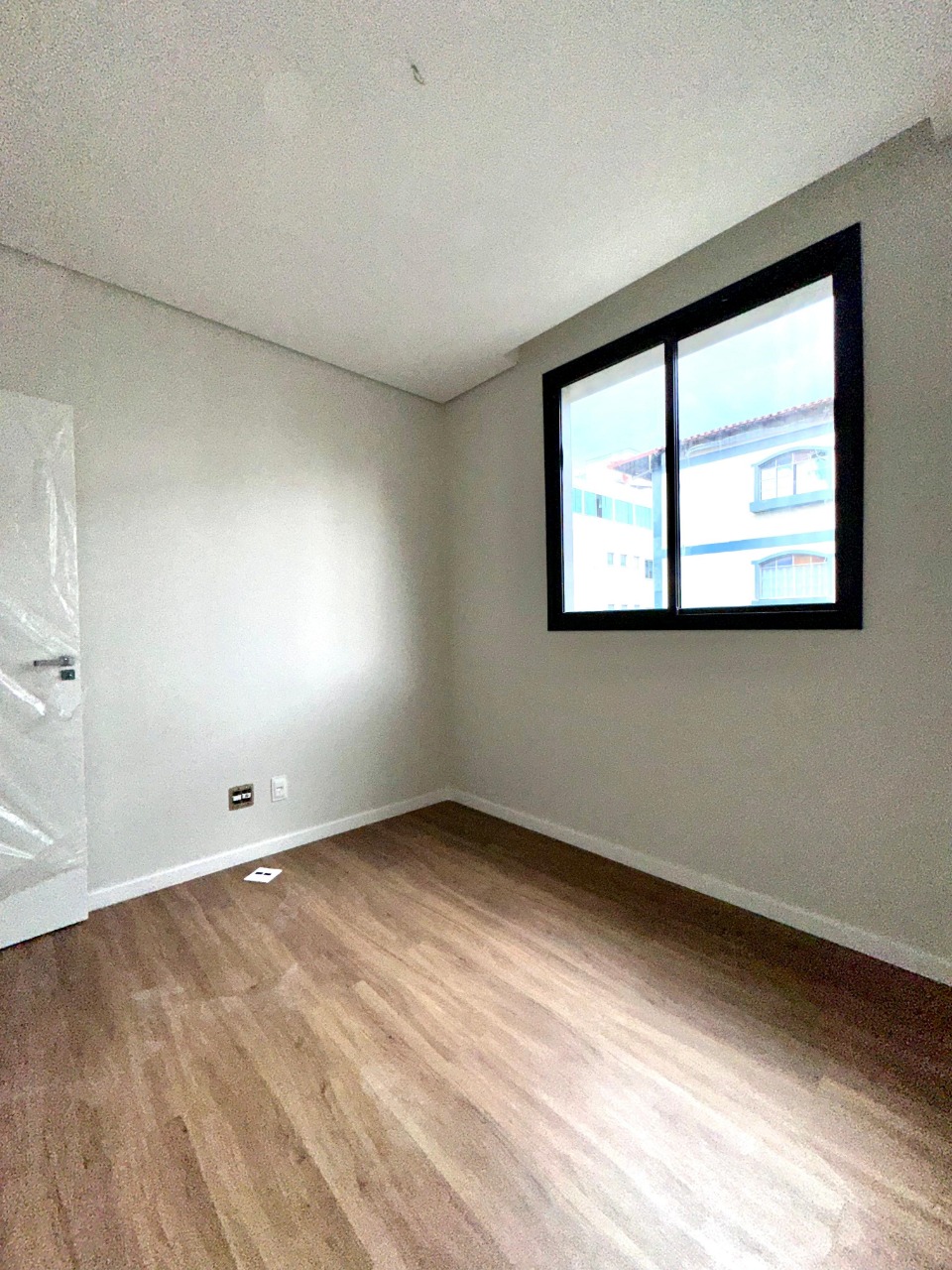 Apartamento à venda com 4 quartos, 127m² - Foto 11