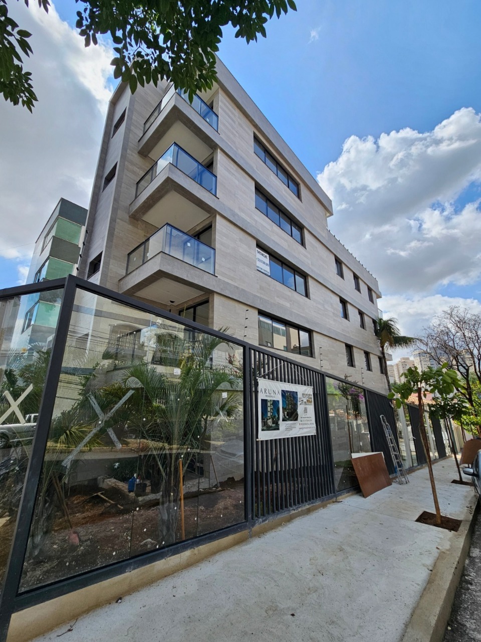 Apartamento à venda com 4 quartos, 127m² - Foto 1