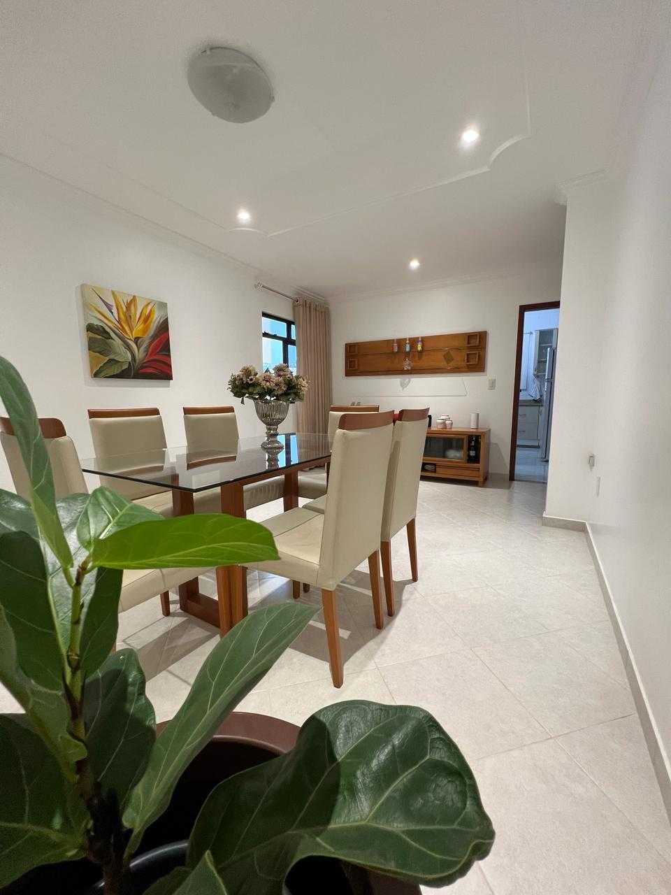 Casa à venda com 4 quartos, 307m² - Foto 5