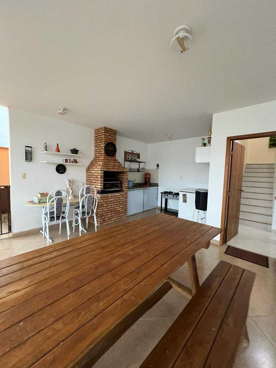 Casa à venda com 4 quartos, 307m² - Foto 7