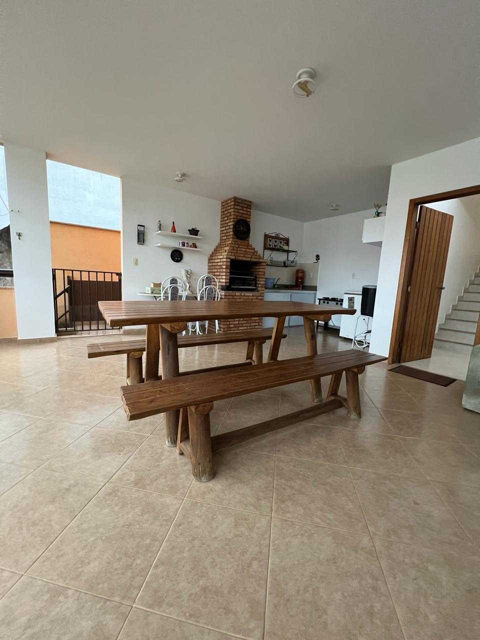 Casa à venda com 4 quartos, 307m² - Foto 6