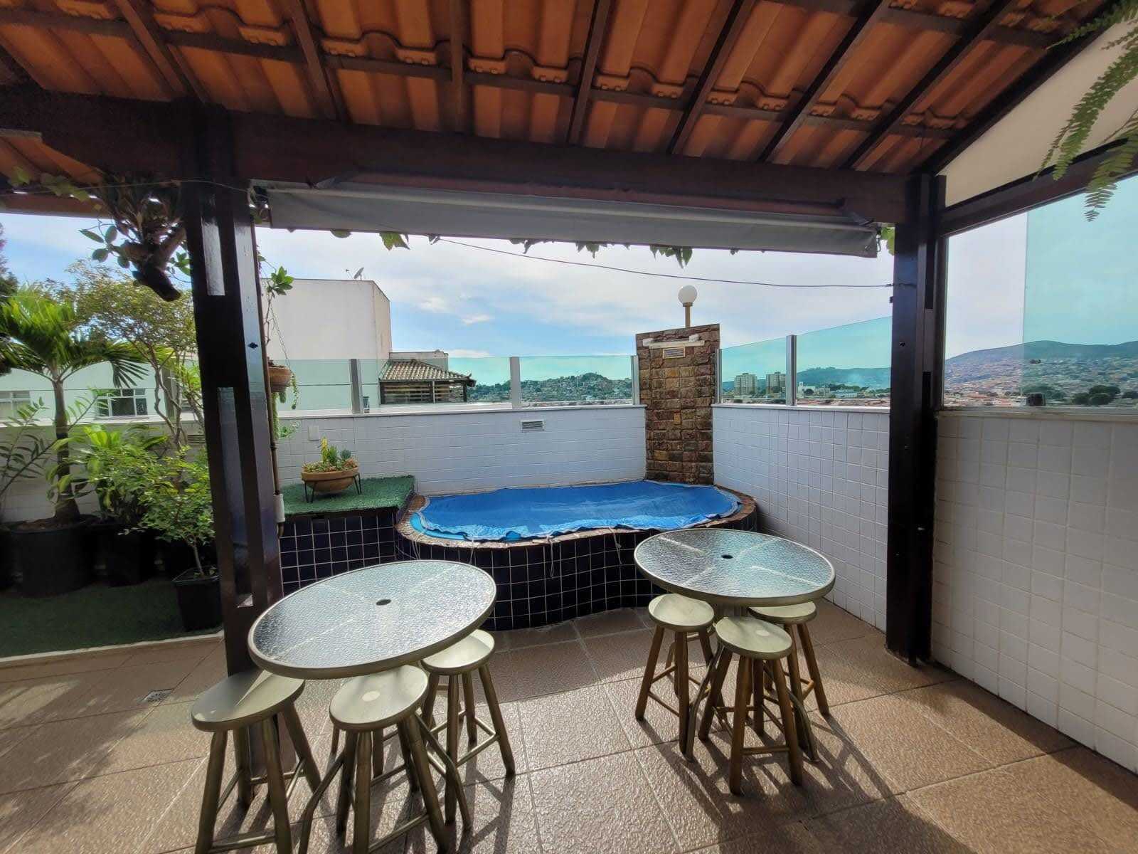 Cobertura à venda com 3 quartos, 132m² - Foto 1