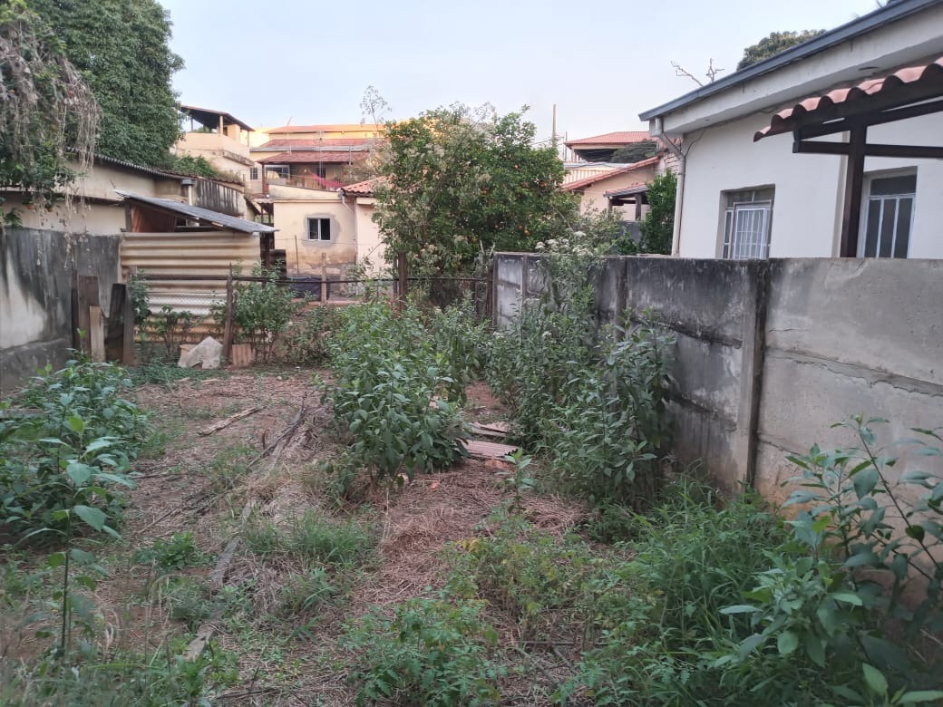 Casa à venda com 2 quartos, 130m² - Foto 12