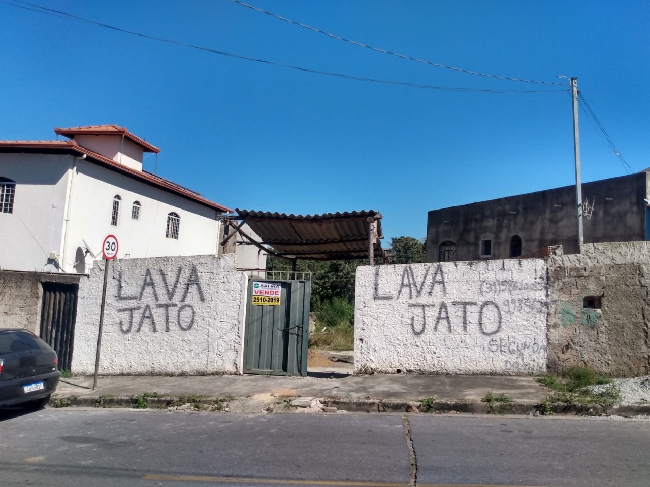Terreno à venda, 201m² - Foto 1