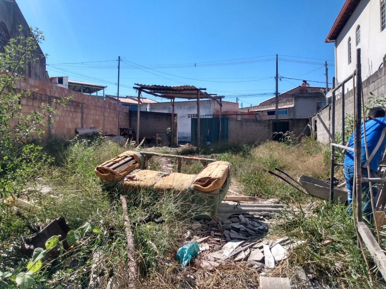 Terreno à venda, 201m² - Foto 3