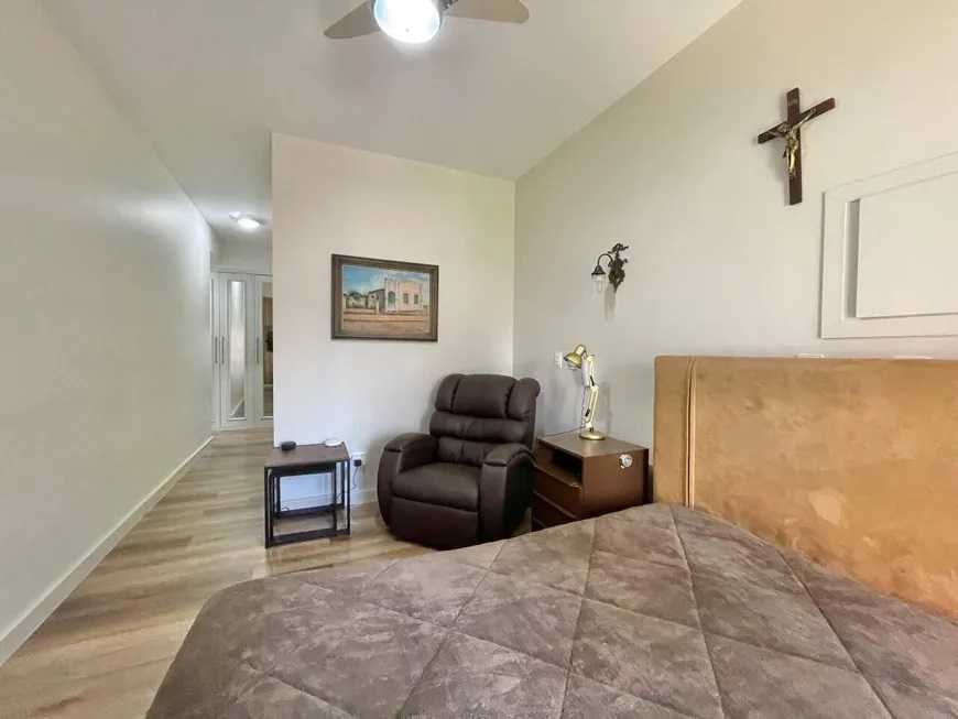 Apartamento à venda com 4 quartos, 230m² - Foto 16