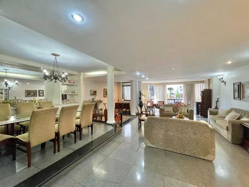 Apartamento à venda com 4 quartos, 230m² - Foto 4