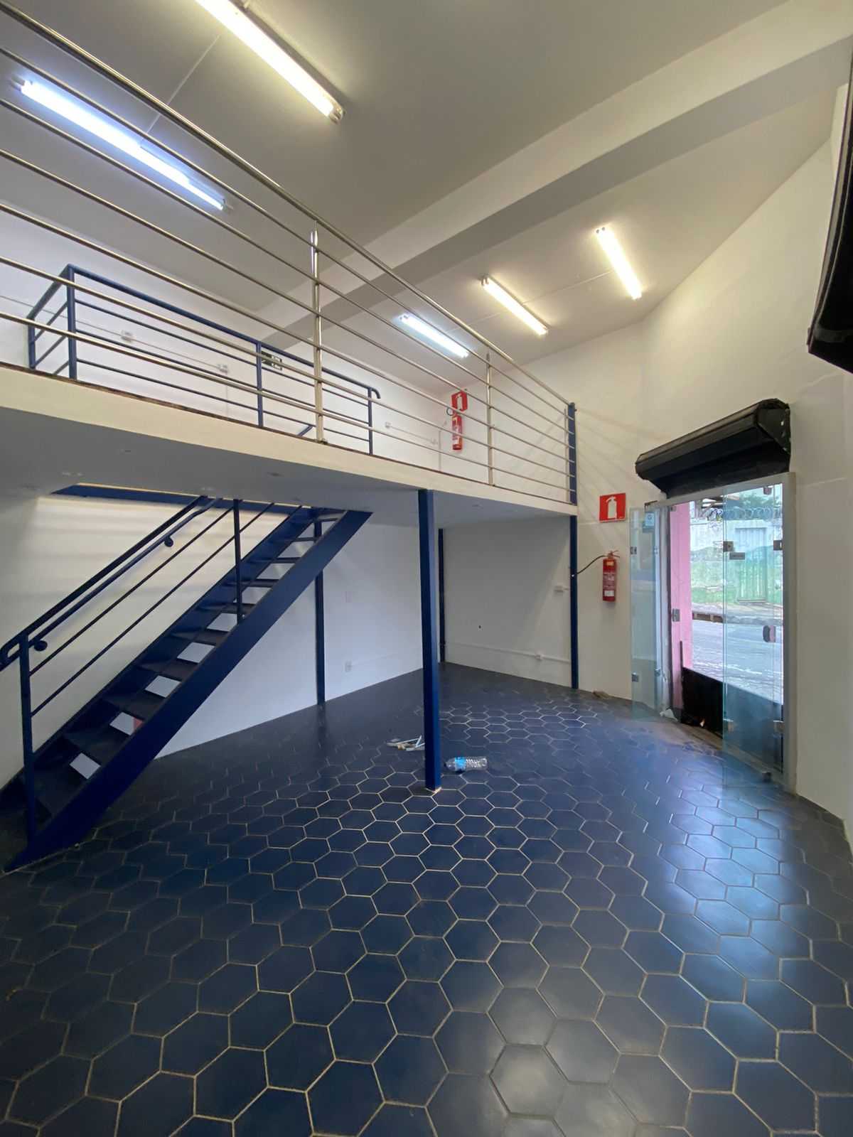 Loja-Salão para alugar, 48m² - Foto 8