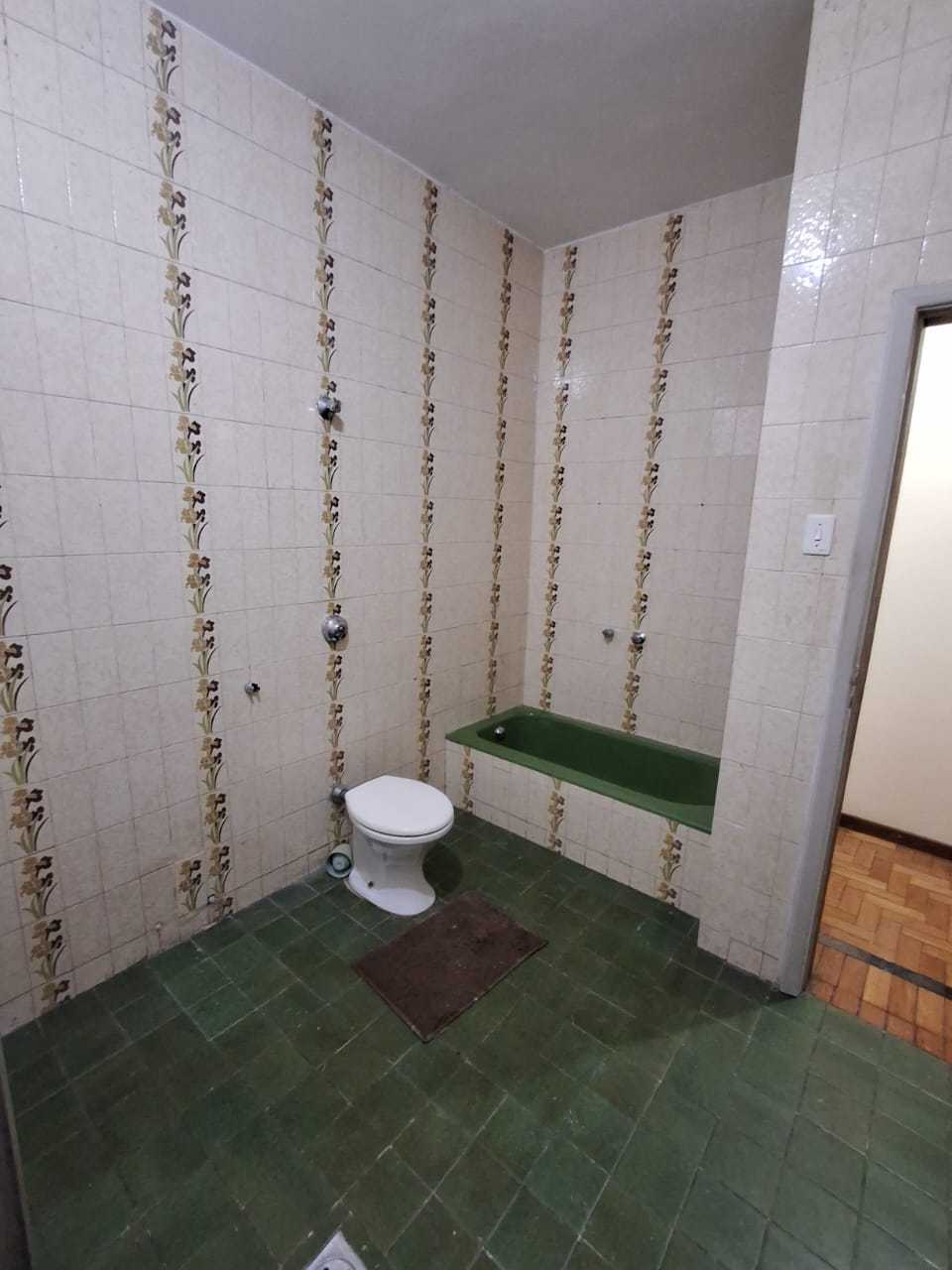 Apartamento para alugar com 3 quartos, 220m² - Foto 13