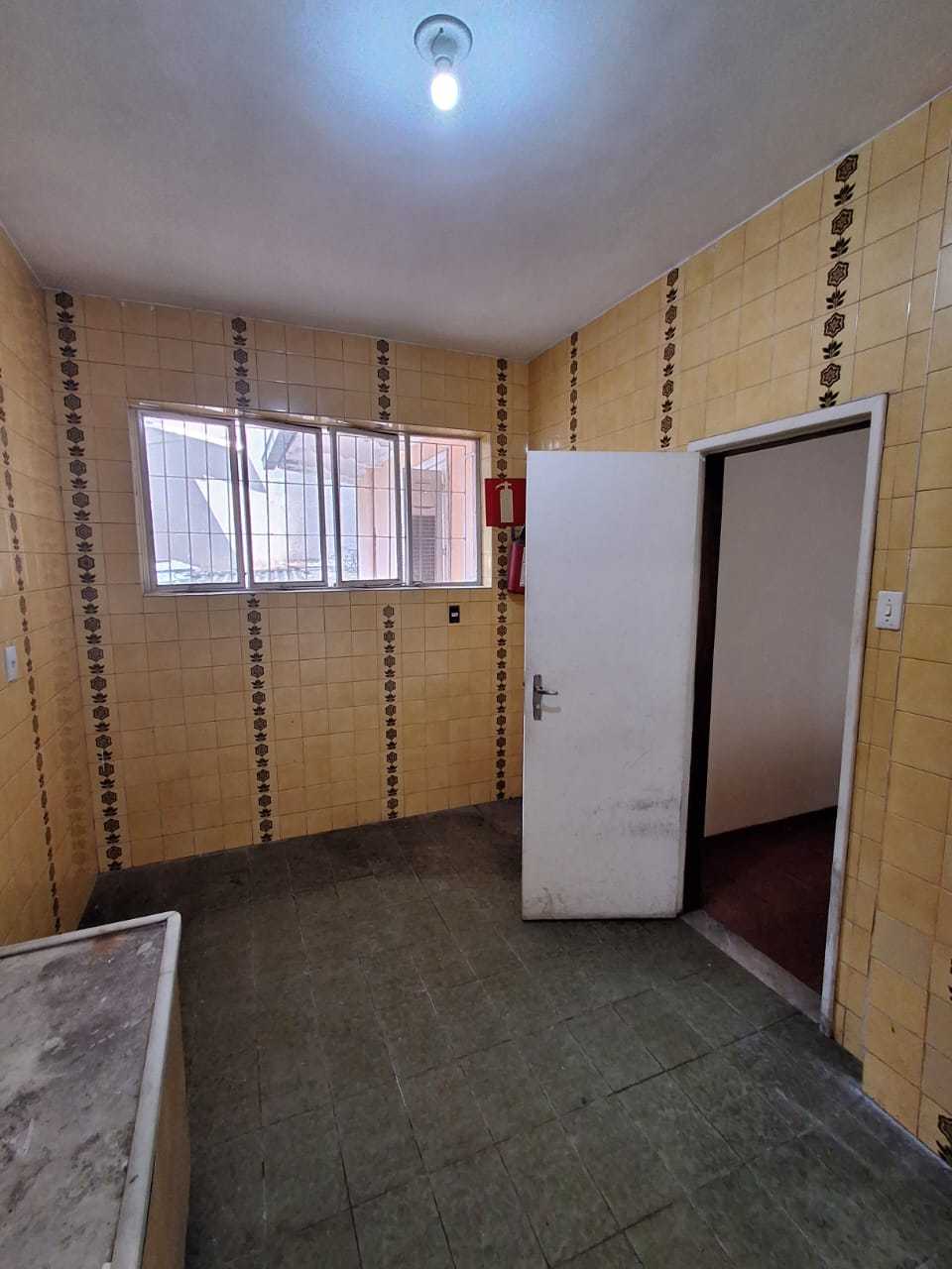 Apartamento para alugar com 3 quartos, 220m² - Foto 8