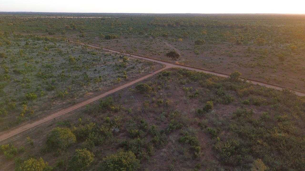 Fazenda à venda com 3 quartos, 3350000m² - Foto 4