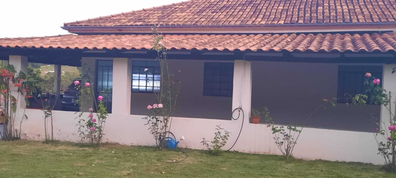 Sítio à venda com 4 quartos, 2000m² - Foto 2