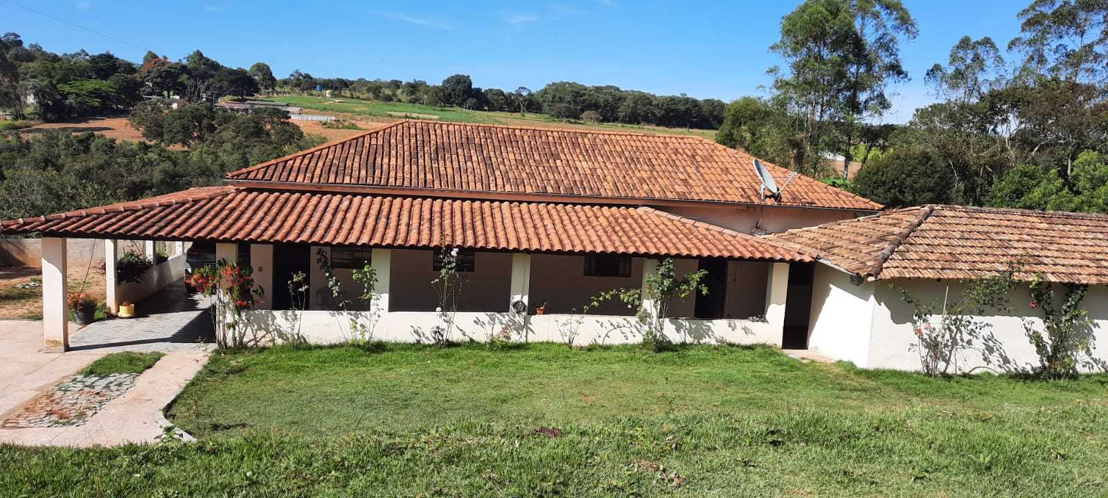 Sítio à venda com 4 quartos, 2000m² - Foto 1