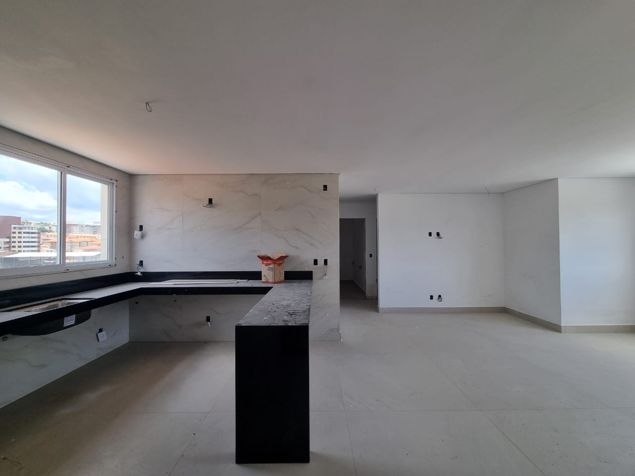 Cobertura à venda com 3 quartos, 180m² - Foto 2