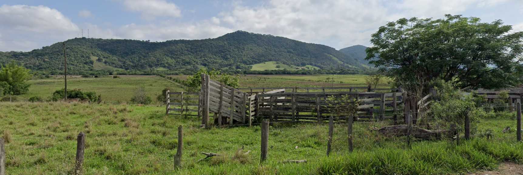Sítio à venda com 2 quartos, 210000m² - Foto 15
