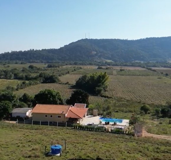 Sítio à venda com 2 quartos, 210000m² - Foto 8
