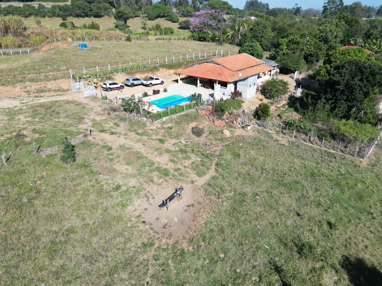 Sítio à venda com 2 quartos, 210000m² - Foto 9