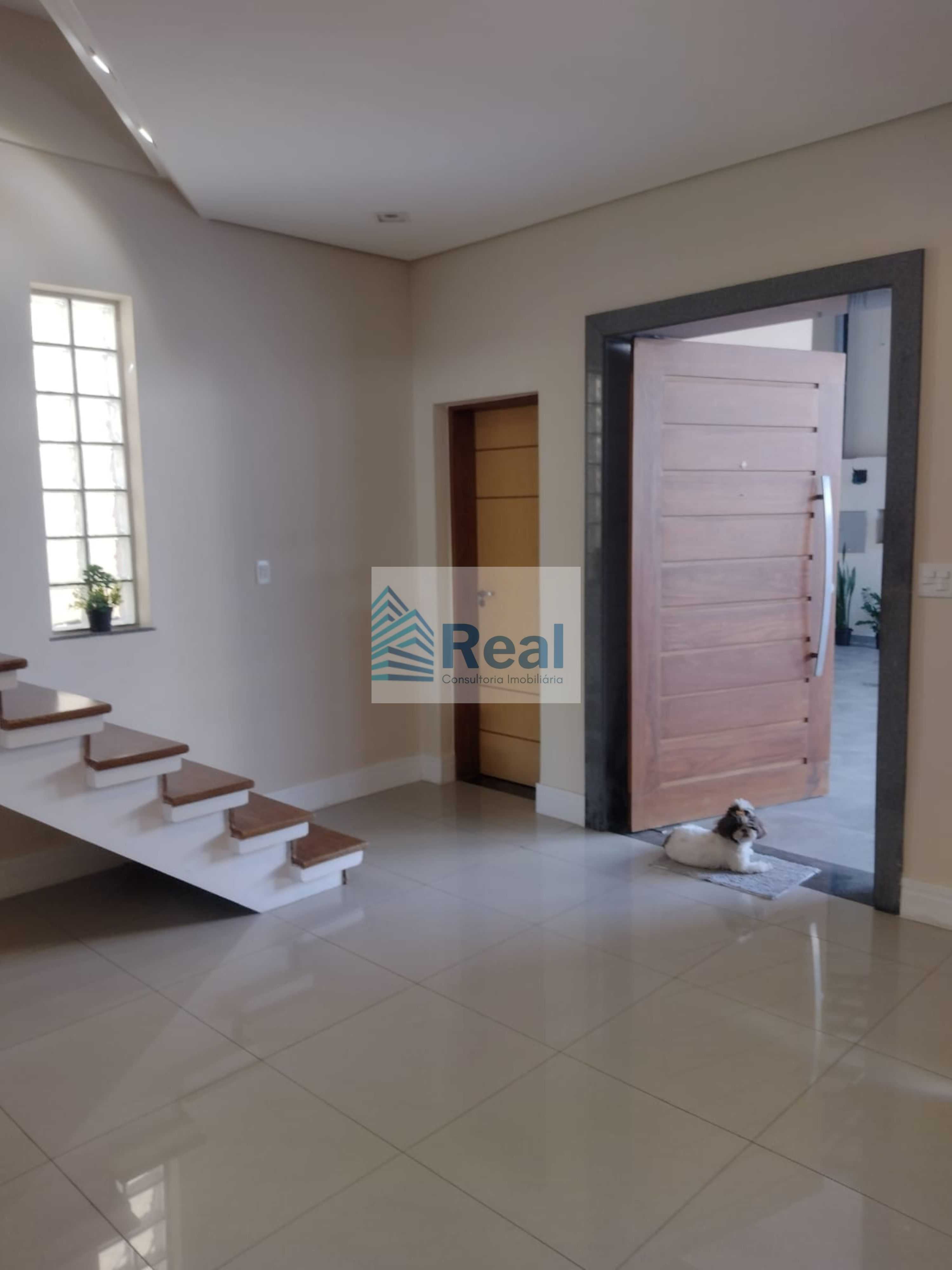 Casa à venda com 6 quartos, 250m² - Foto 5