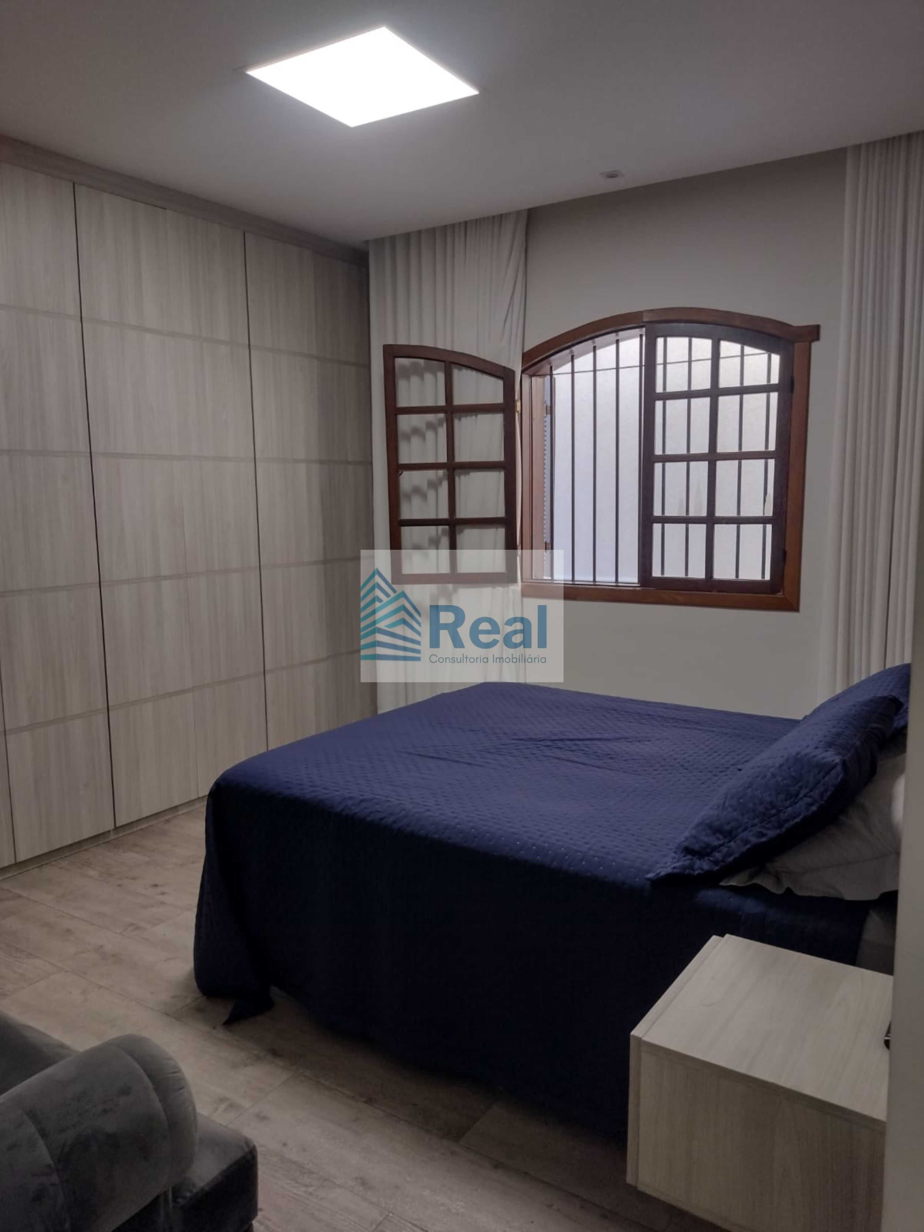 Casa à venda com 6 quartos, 250m² - Foto 16