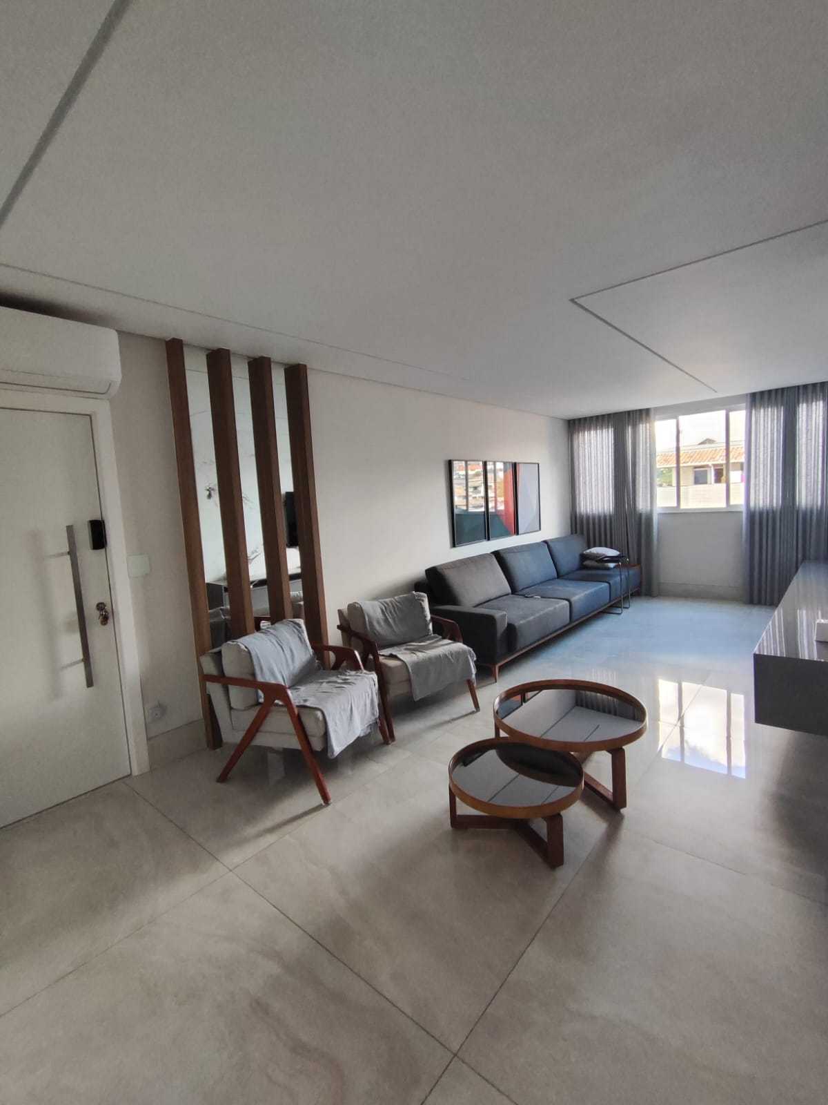 Apartamento para alugar com 4 quartos, 140m² - Foto 6