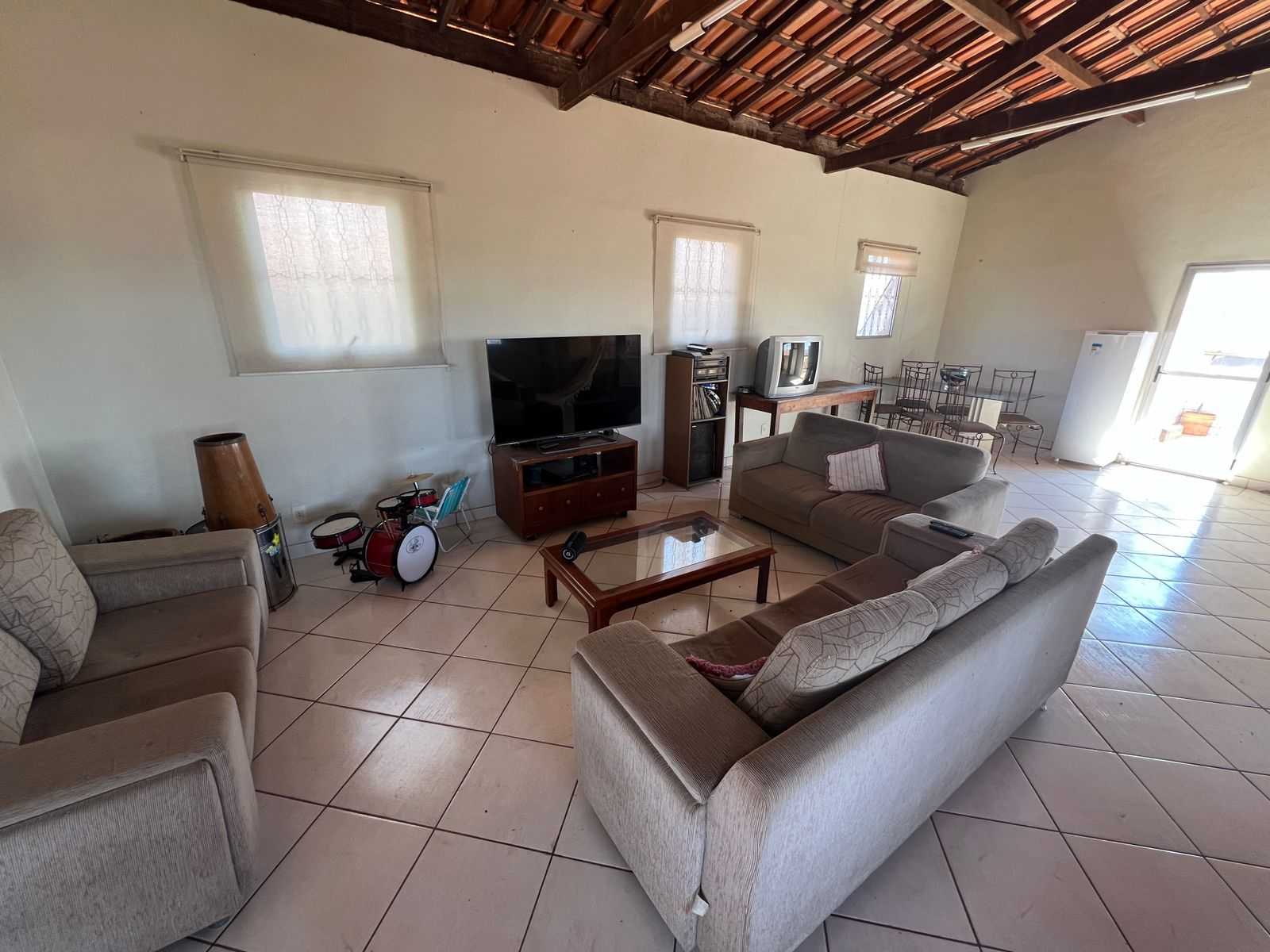 Casa à venda com 4 quartos, 384m² - Foto 19