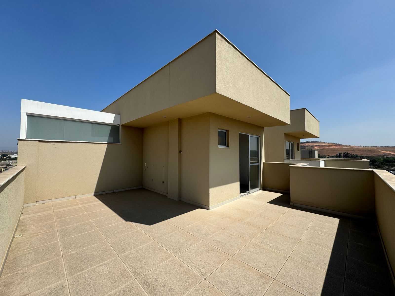 Cobertura à venda com 2 quartos, 108m² - Foto 2