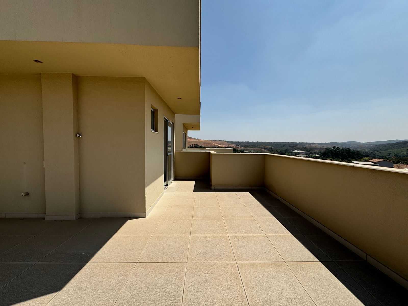 Cobertura à venda com 2 quartos, 108m² - Foto 1