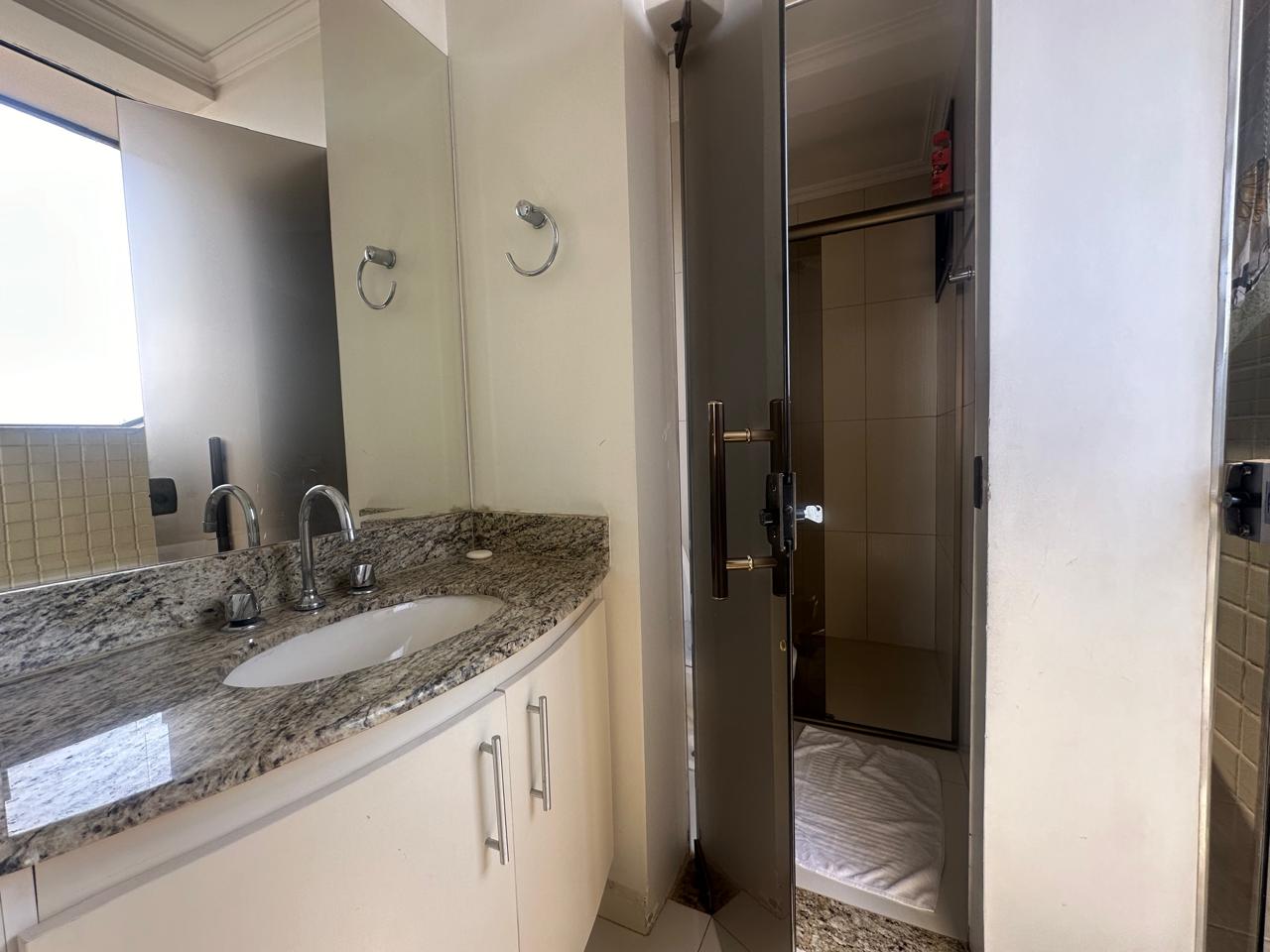 Cobertura à venda com 4 quartos, 258m² - Foto 4