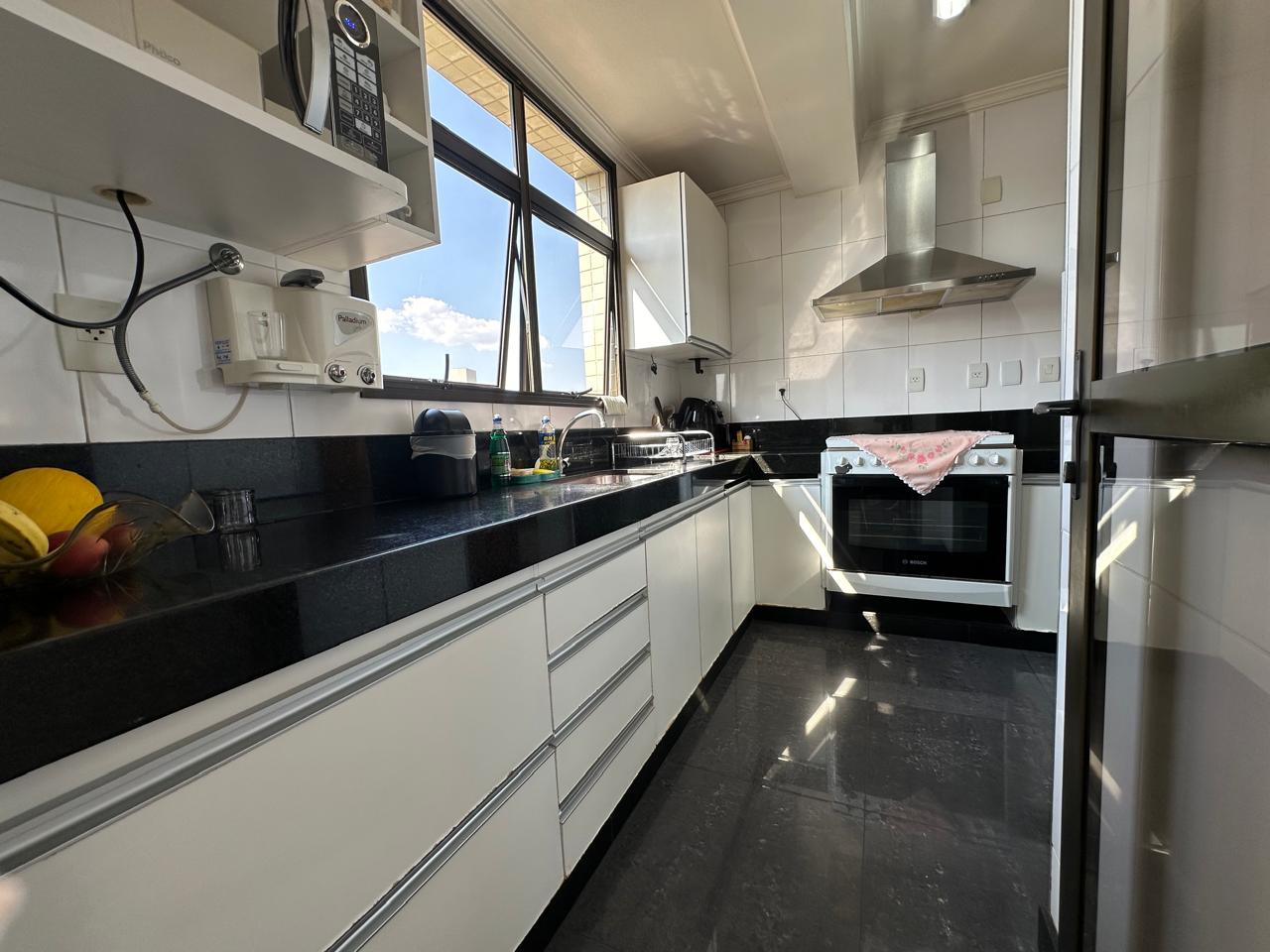 Cobertura à venda com 4 quartos, 258m² - Foto 15