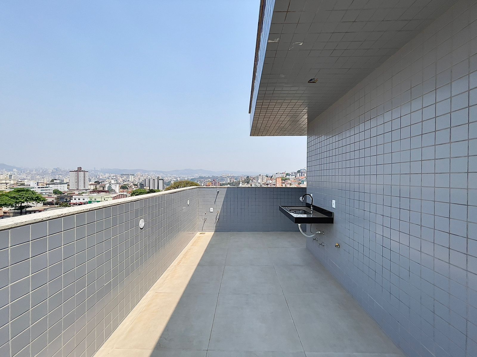 Cobertura à venda com 2 quartos, 120m² - Foto 4
