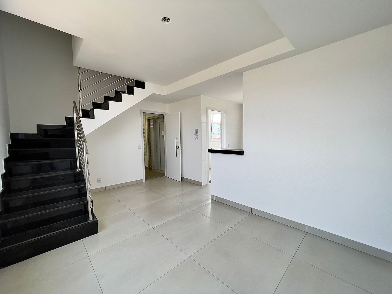 Cobertura à venda com 2 quartos, 120m² - Foto 6