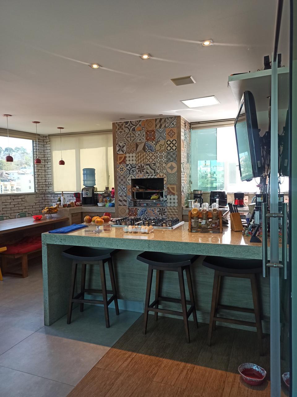 Cobertura à venda com 3 quartos, 190m² - Foto 1