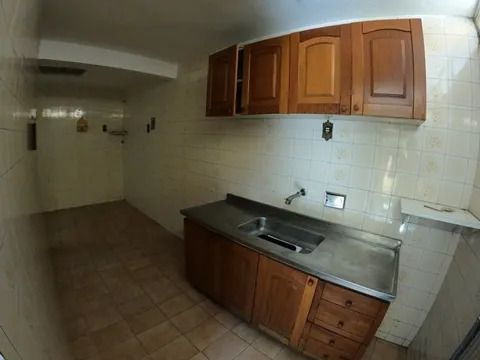 Casa à venda com 5 quartos, 170m² - Foto 4
