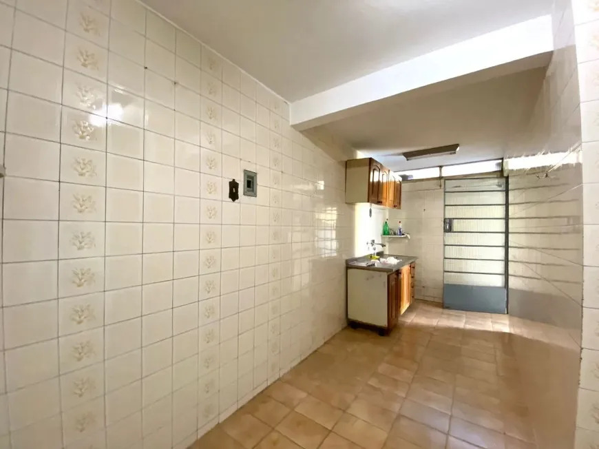 Casa à venda com 5 quartos, 170m² - Foto 8