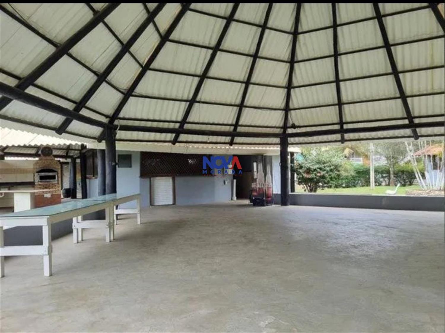 Casa à venda com 5 quartos, 200m² - Foto 8
