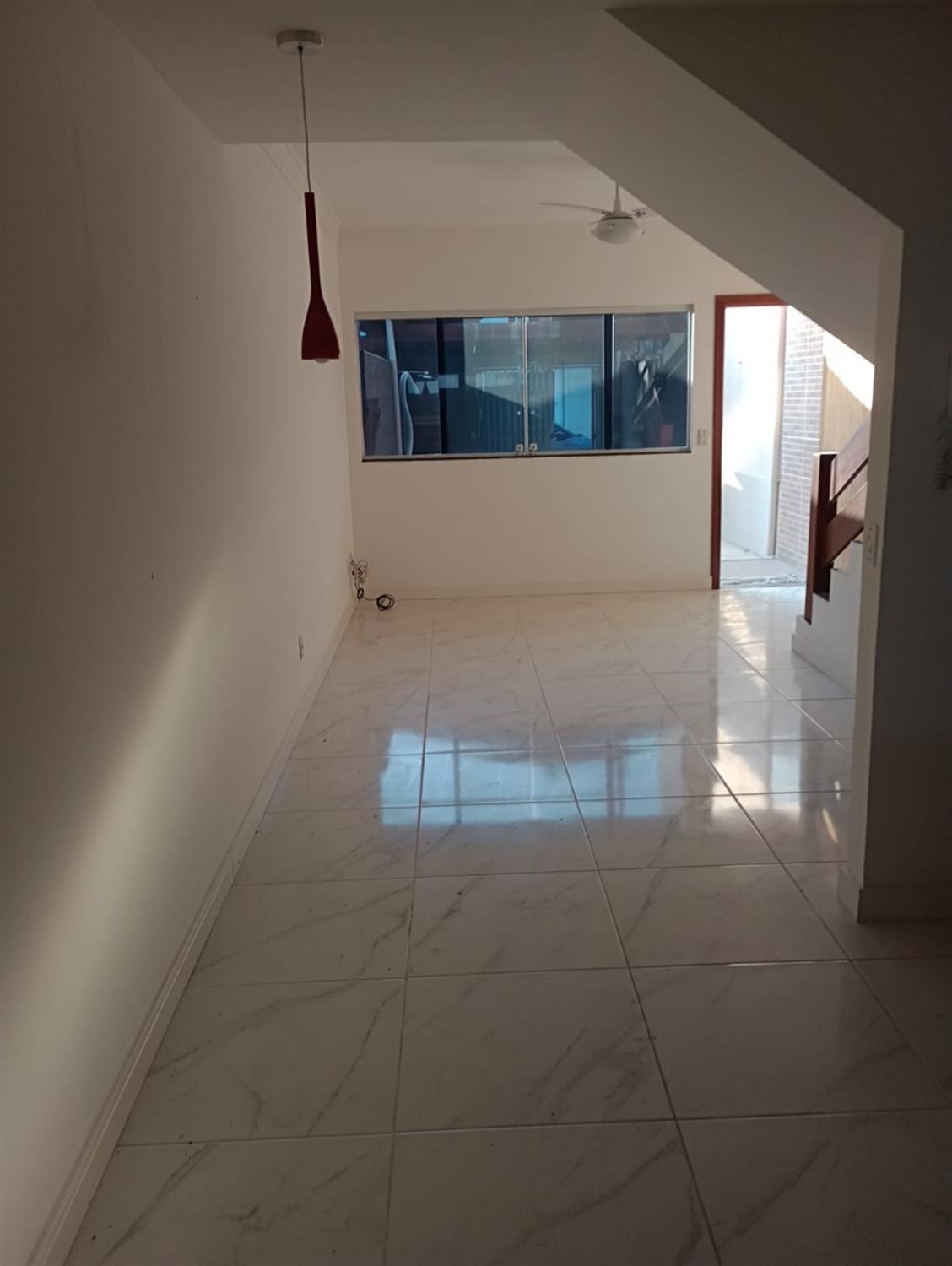 Casa à venda com 2 quartos, 145m² - Foto 1