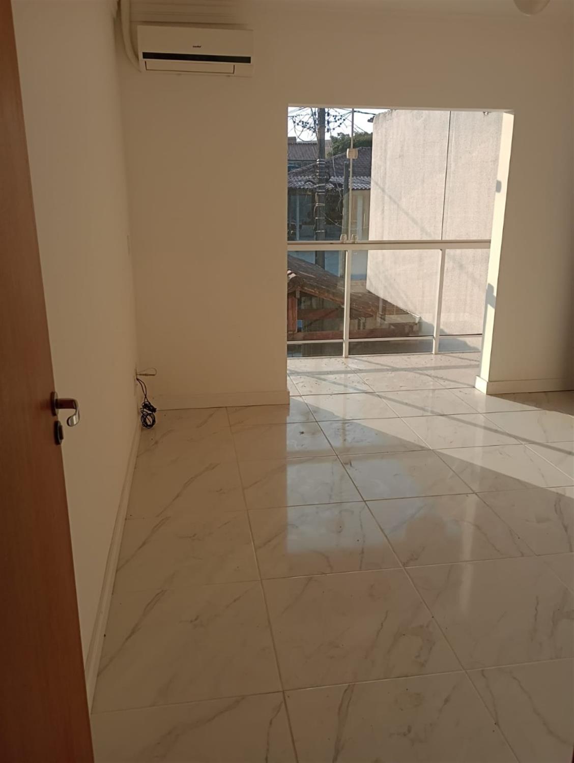 Casa à venda com 2 quartos, 145m² - Foto 12