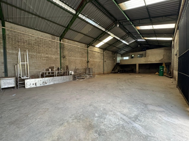 Depósito-Galpão-Armazém à venda, 400m² - Foto 2
