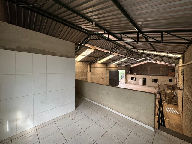 Depósito-Galpão-Armazém à venda, 400m² - Foto 7