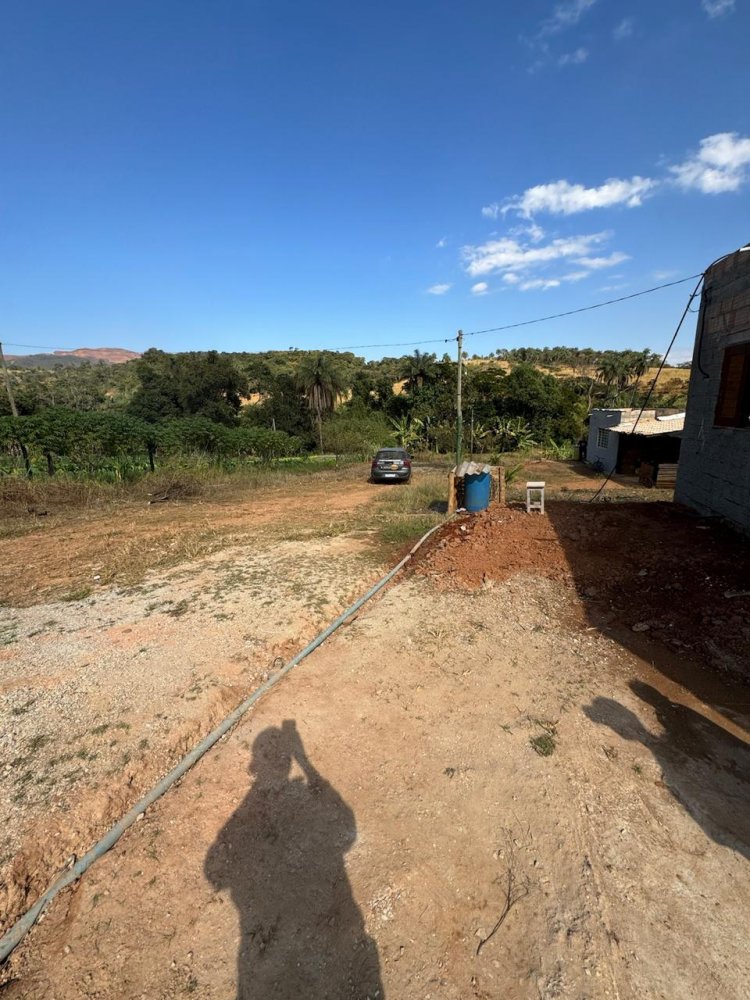 Chácara à venda com 1 quarto, 2097m² - Foto 18
