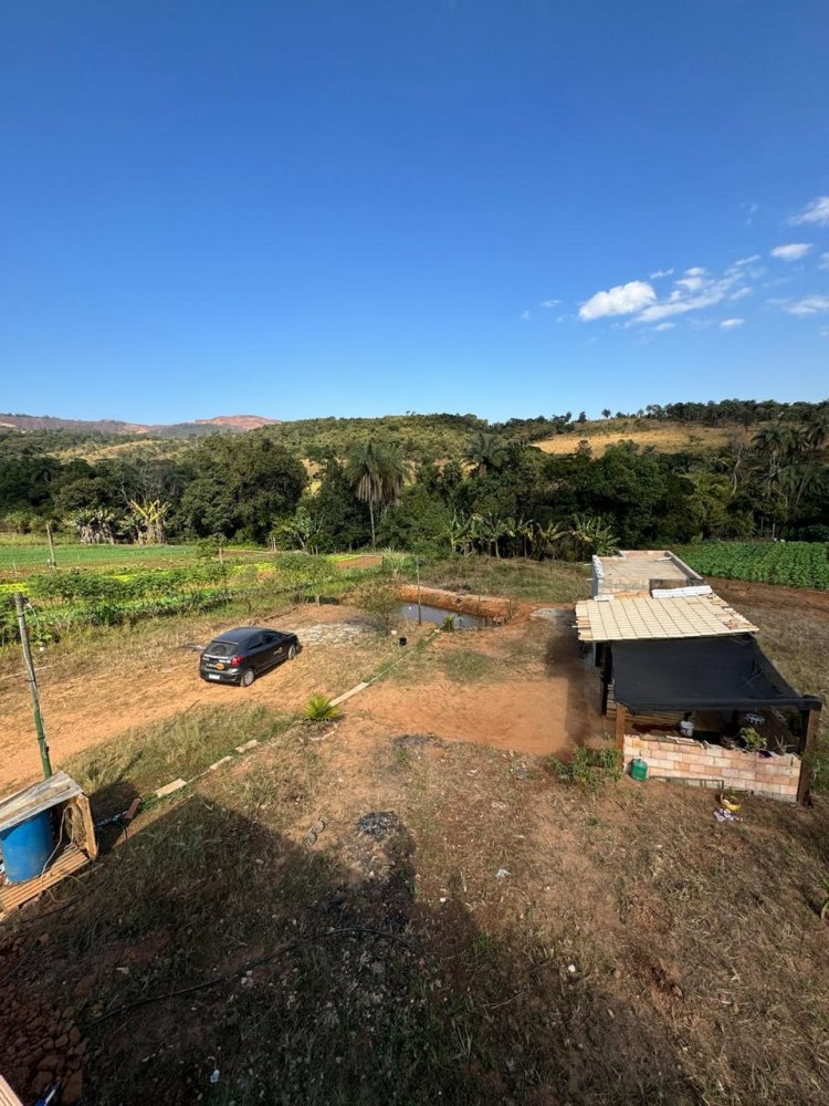 Chácara à venda com 1 quarto, 2097m² - Foto 14