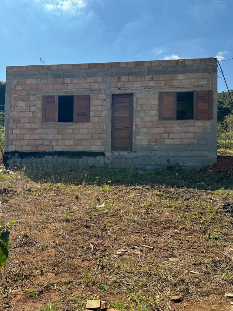 Chácara à venda com 1 quarto, 2097m² - Foto 10