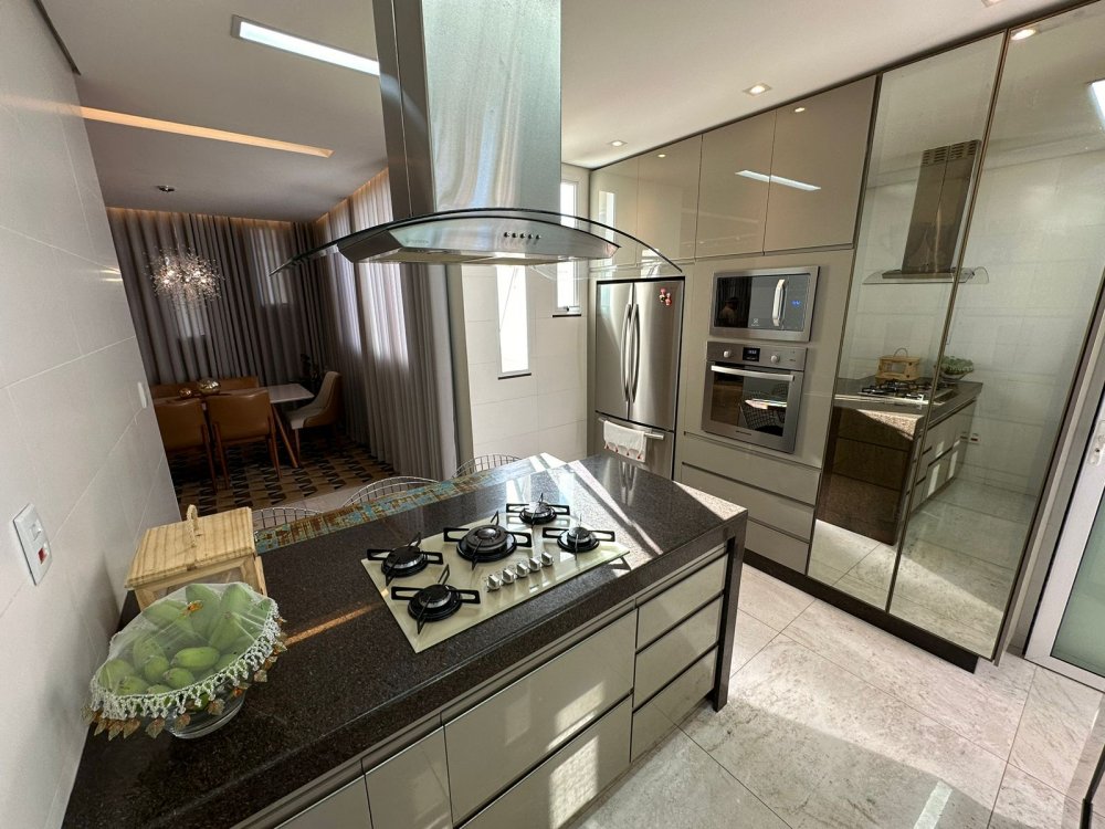 Casa à venda com 3 quartos, 100m² - Foto 3