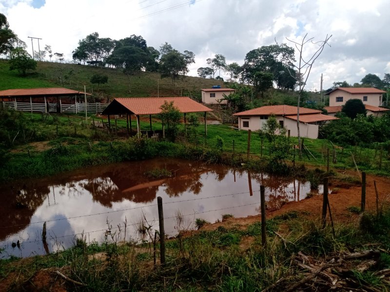 Sítio à venda com 1 quarto, 30000m² - Foto 1