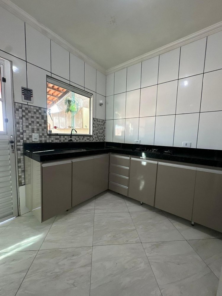 Casa à venda com 3 quartos, 480m² - Foto 7